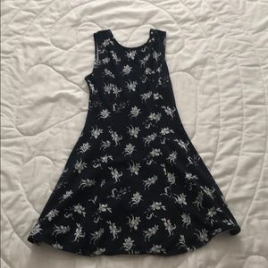 Sleeveless floral dress